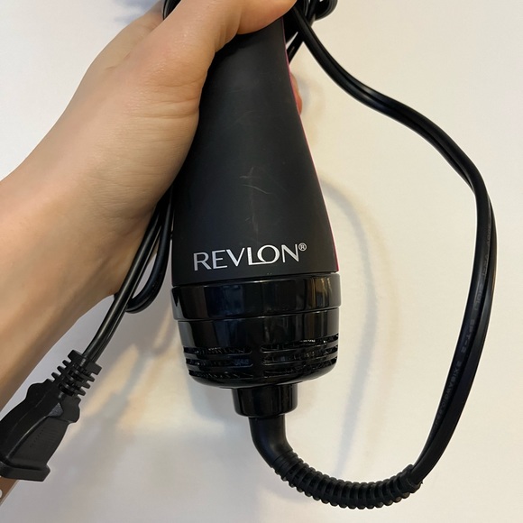 Revlon Hair Dryer Brush - Picture 4 of 7
